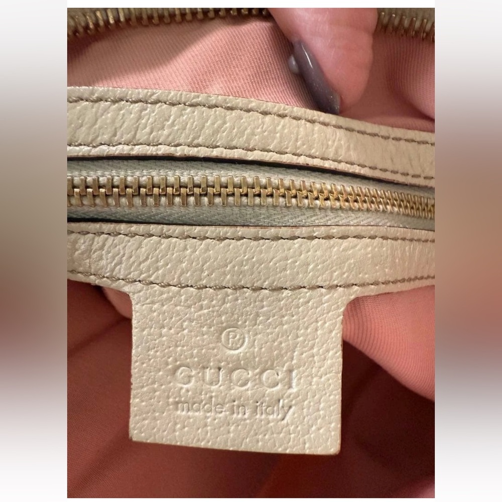 Gucci Light Pink Crossbody Bag - Picture 7 of 11